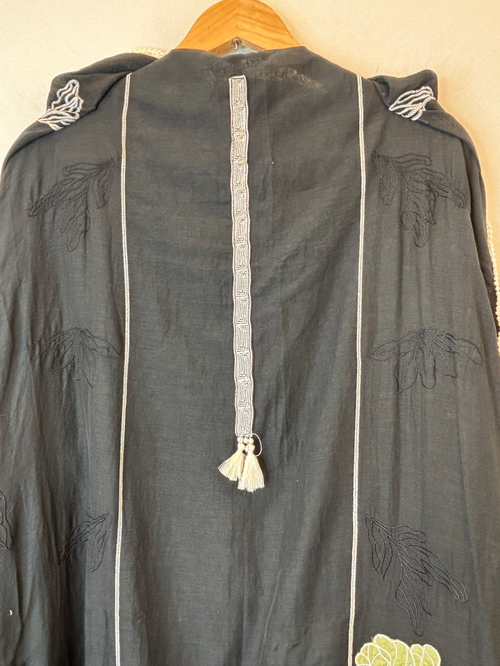 Green Mul Cotton Embroidered Suit Set with Appliqué &amp; Tassel Detailing