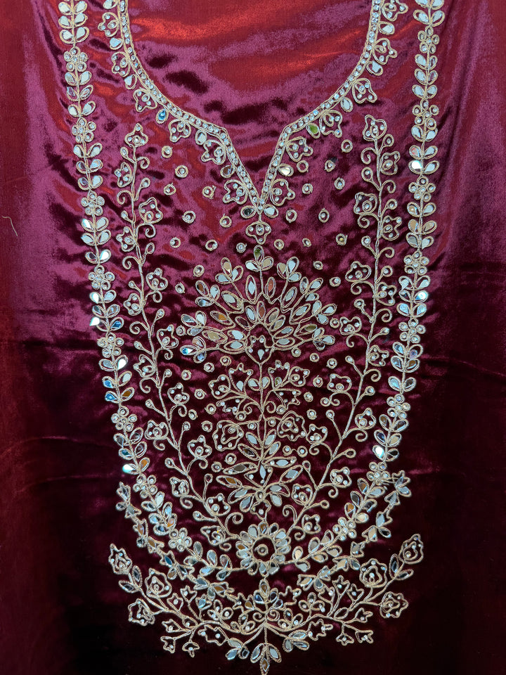 Ravaya – Silk Velvet Mirror Work Suit