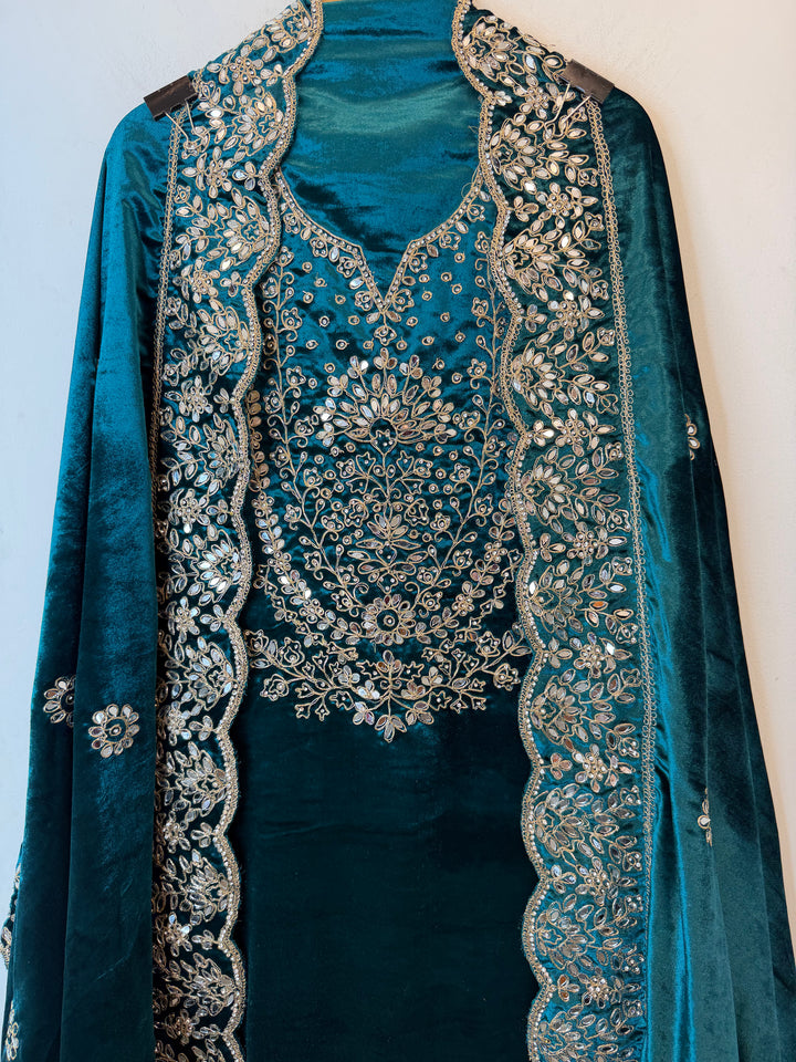 Ravaya – Silk Velvet Mirror Work Suit