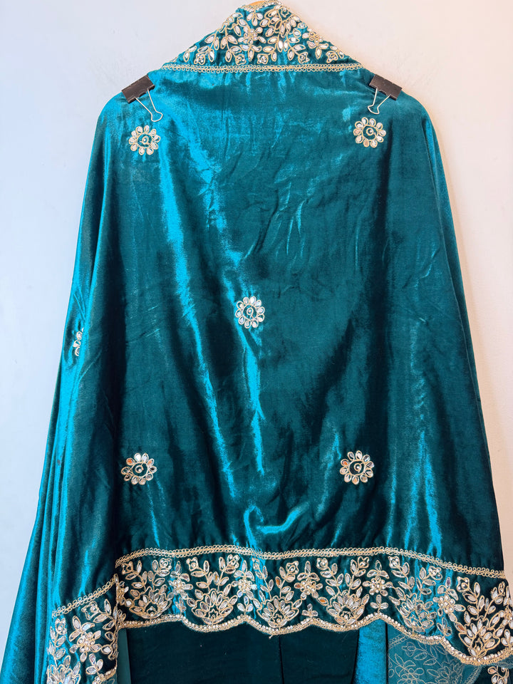 Ravaya – Silk Velvet Mirror Work Suit