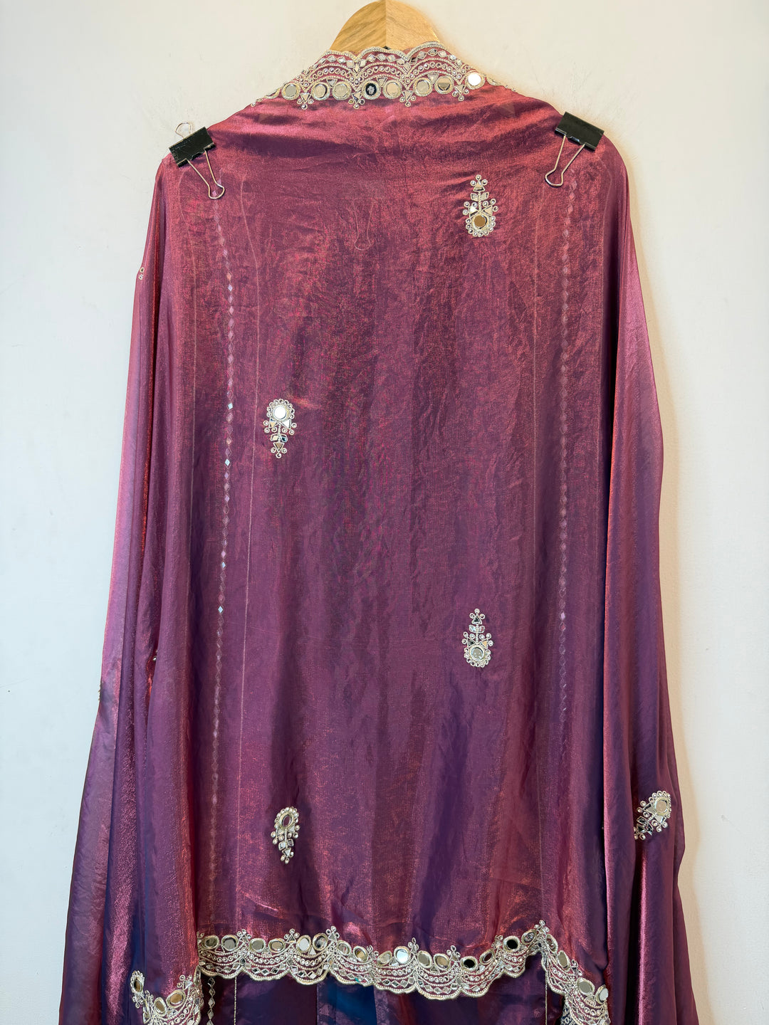 Zaretta – Glass Organza Mirror Aari Suit