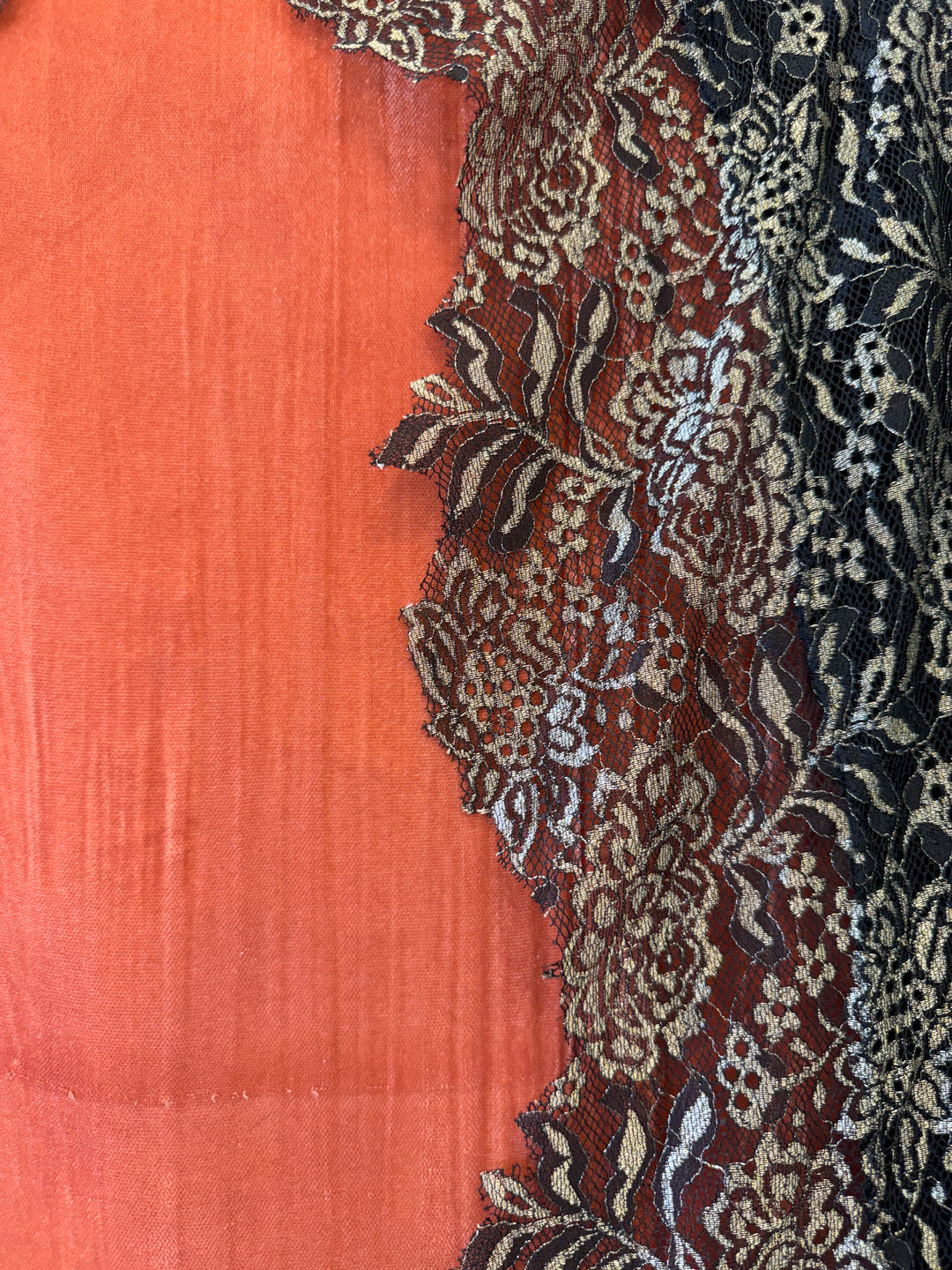 Aneira – Crushed Velvet Lace Suit