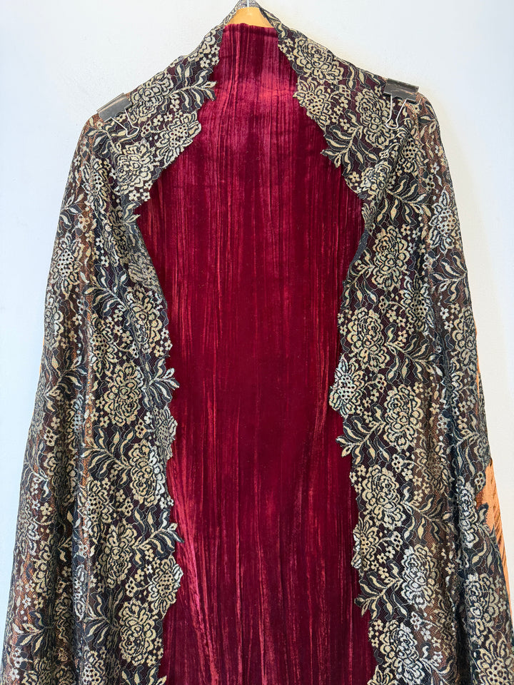 Aneira – Red Crushed Velvet Lace Suit