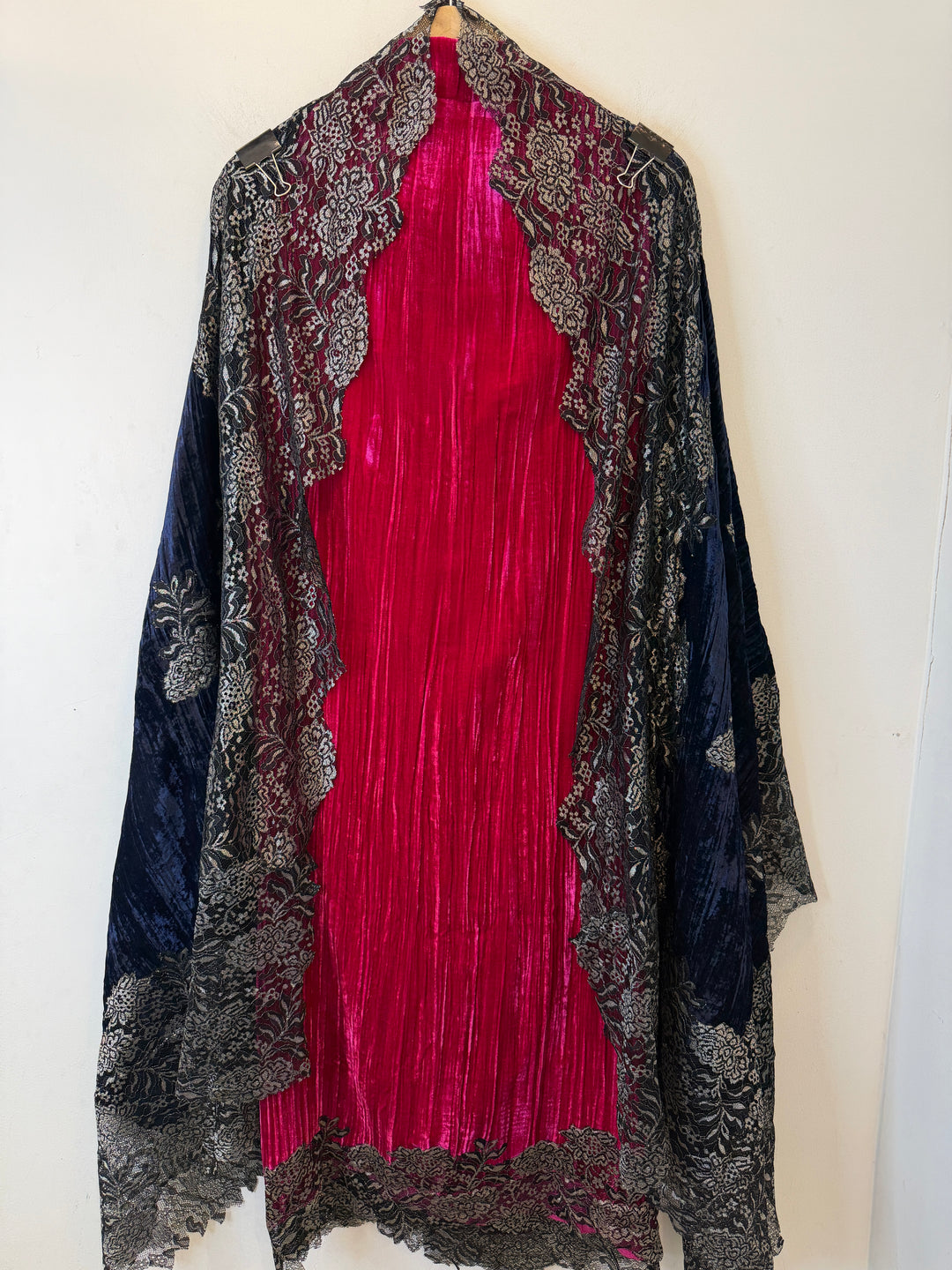 Aneira – Crushed Velvet Lace Suit with Lace