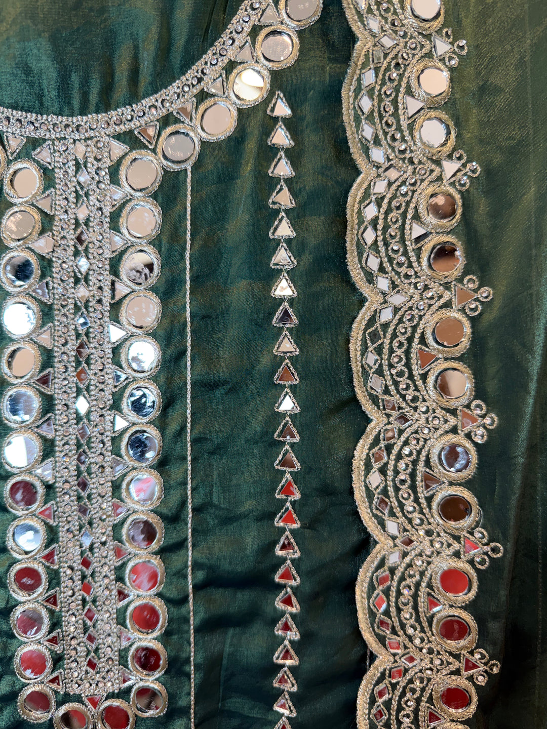 Zaretta – Glass Organza Mirror Aari Suit
