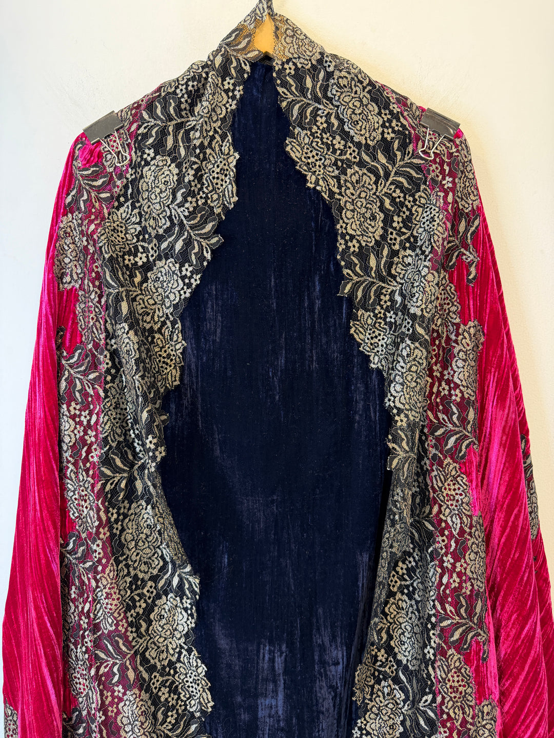 Aneira – Navy Blue Crushed Velvet Lace Suit