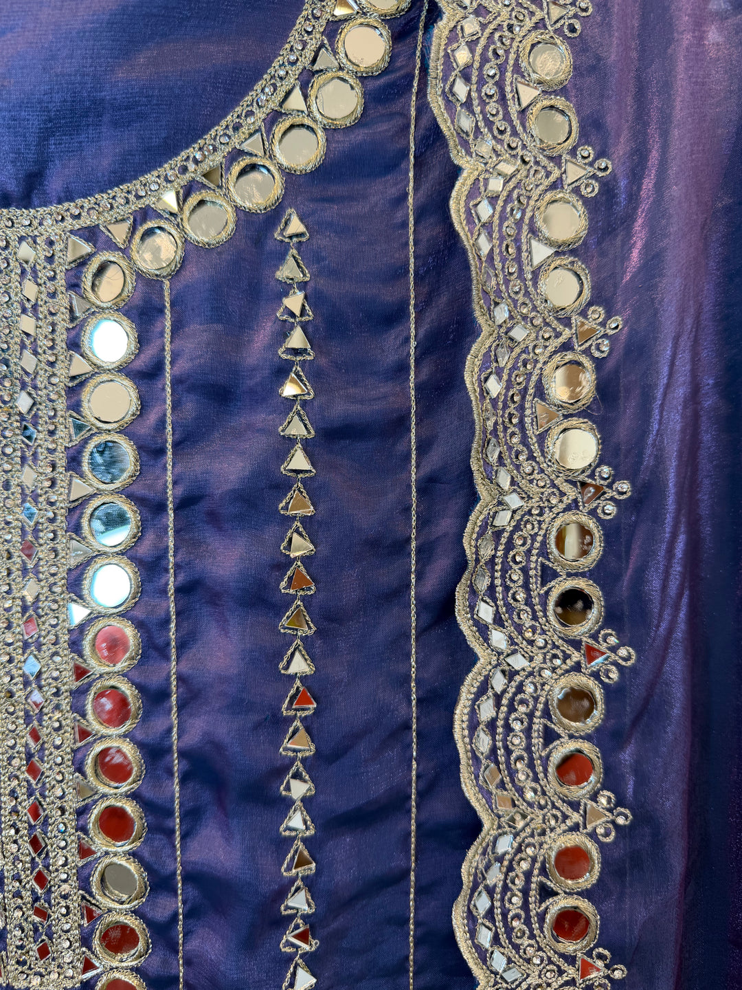 Zaretta – Glass Organza Mirror Aari Suit
