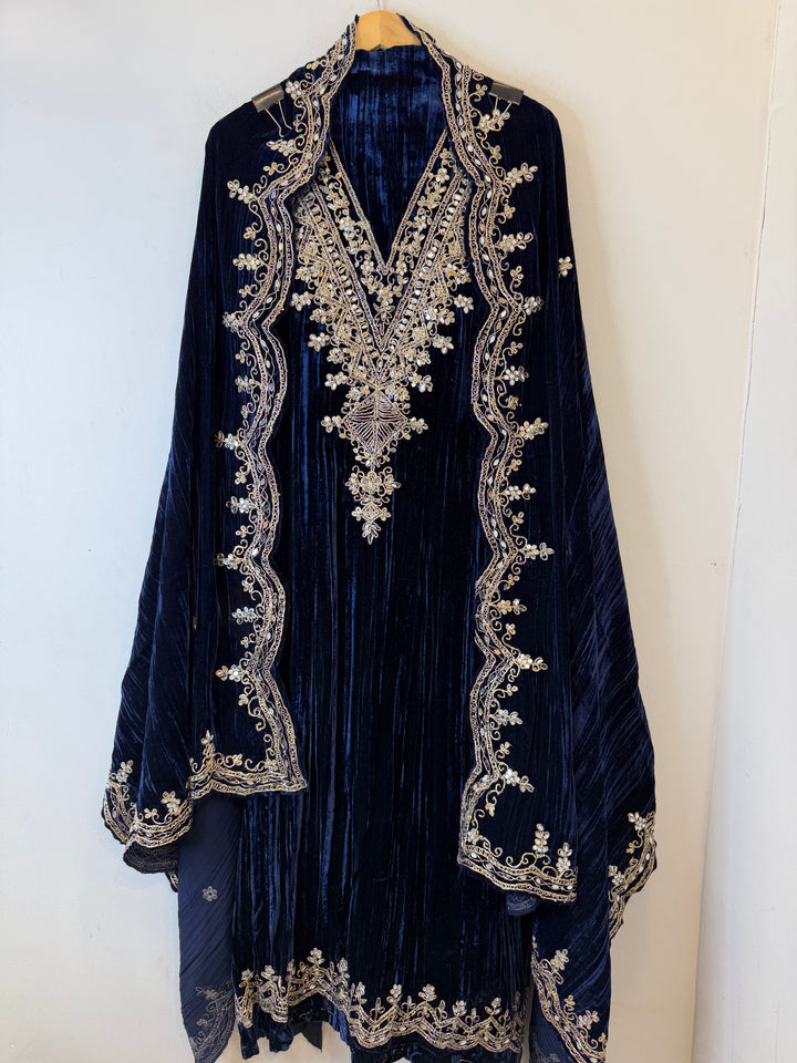 Zareen – Blue Crushed Velvet Mirror Work Suit