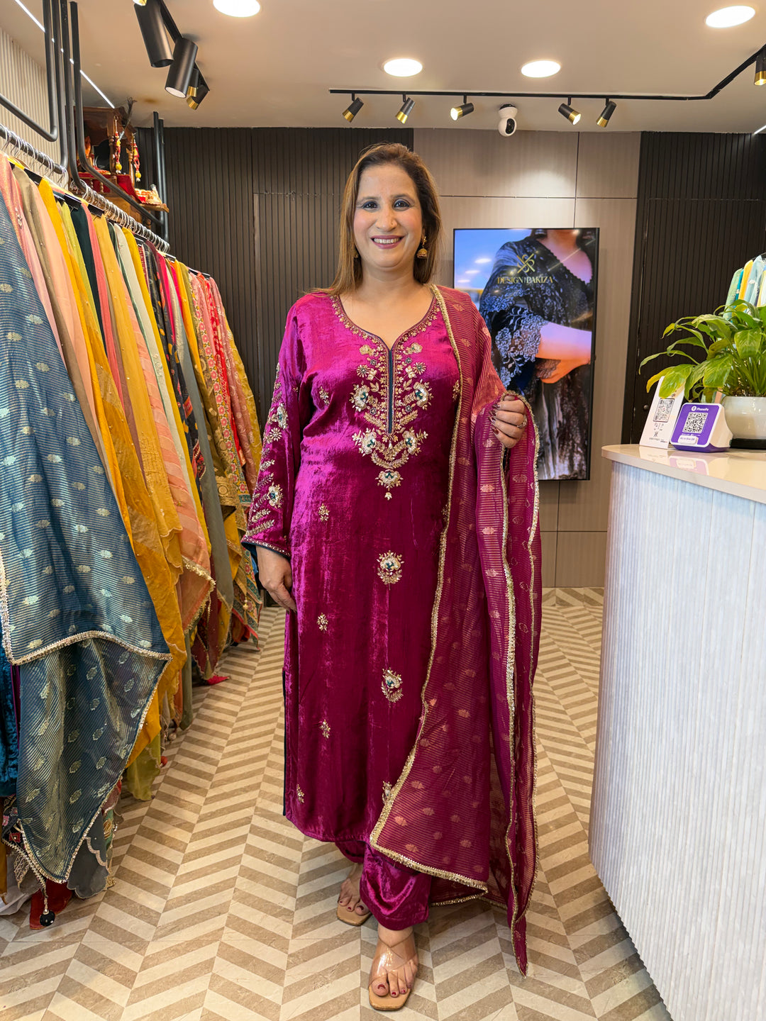 Nayira – Velvet Cutdana Handwork Set