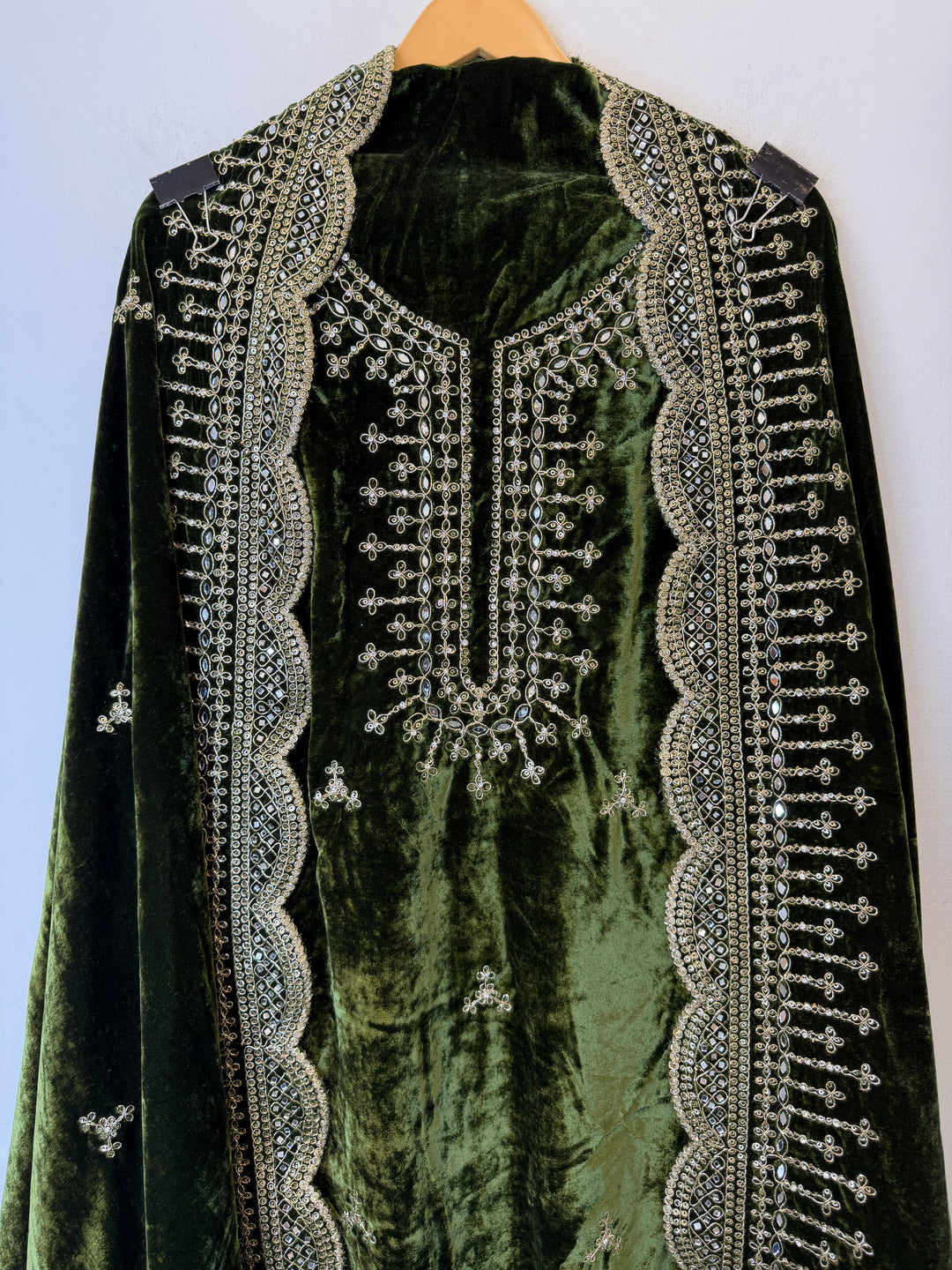 Rishka – Micro Velvet Dori Work Suit