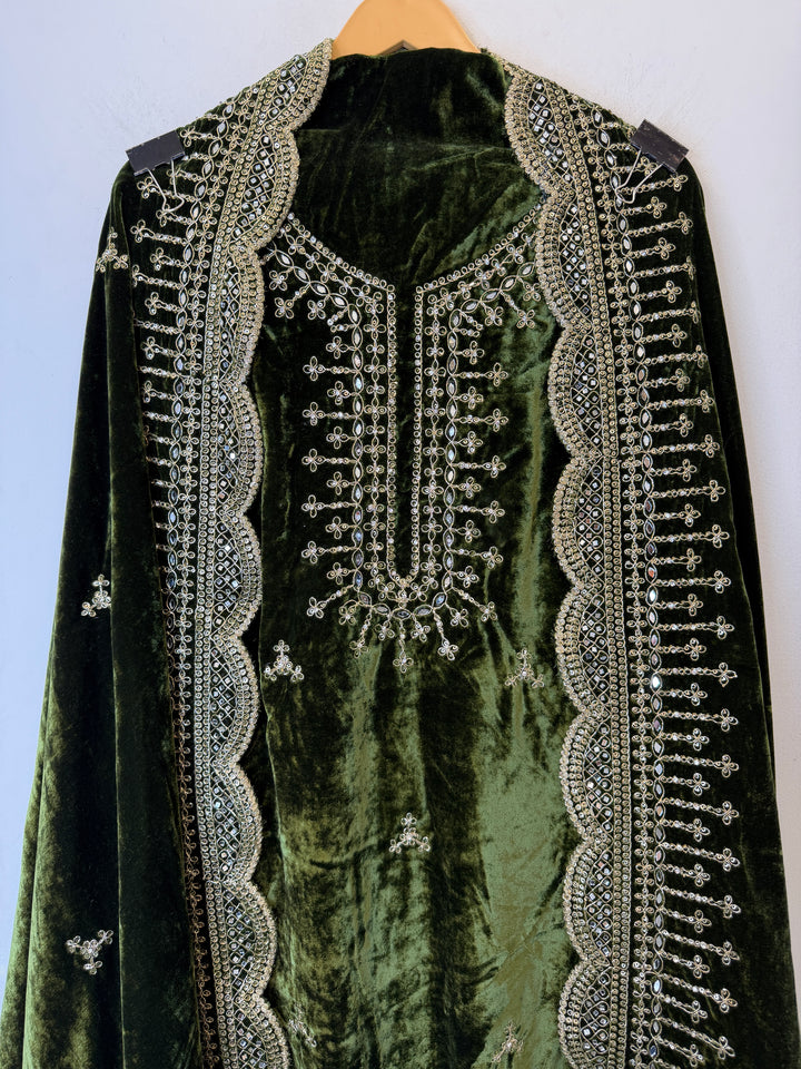 Rishka – Micro Velvet Dori Work Suit
