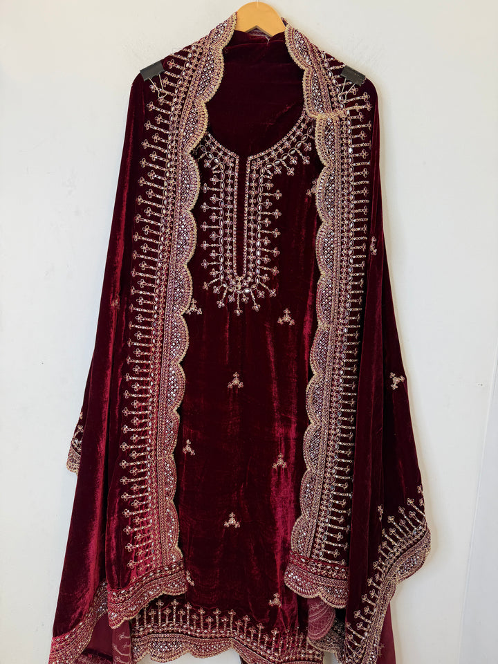 Rishka – Micro Velvet Dori Work Suit