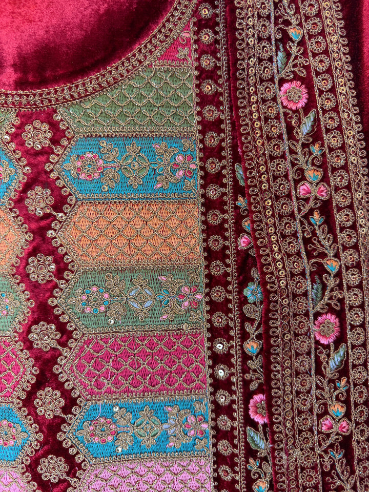 Mahel – Silk Velvet Threadwork Suit