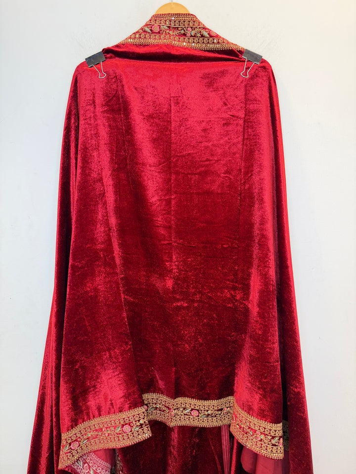 Mahel – Silk Velvet Threadwork Suit