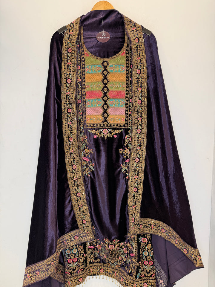 Mahel – Silk Velvet Threadwork Suit