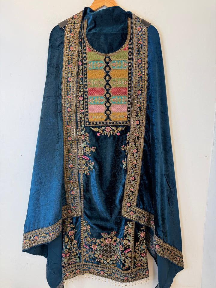 Mahel – Silk Velvet Threadwork Suit