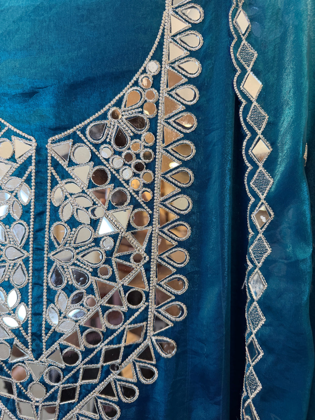 Ishara – Glass Organza Mirror Work Suit