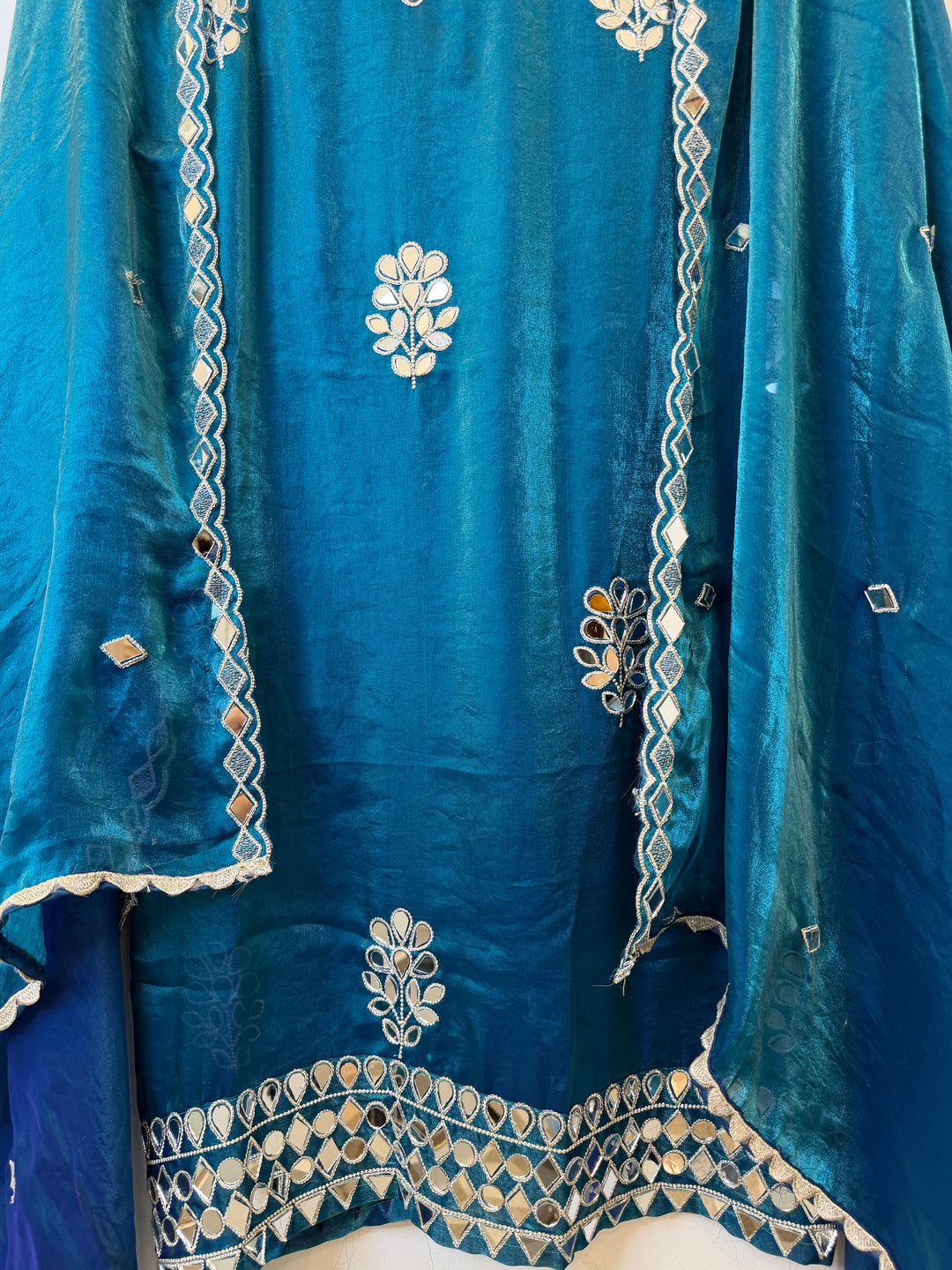 Ishara – Glass Organza Mirror Work Suit