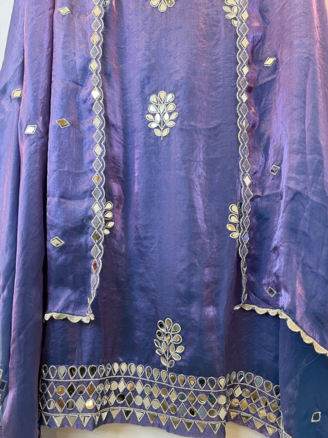 Ishara – Glass Organza Mirror Work Suit
