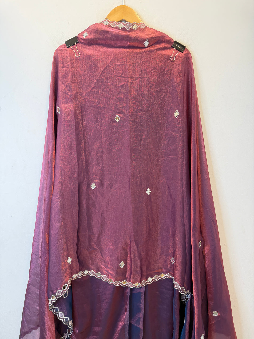 Ishara – Glass Organza Mirror Work Suit