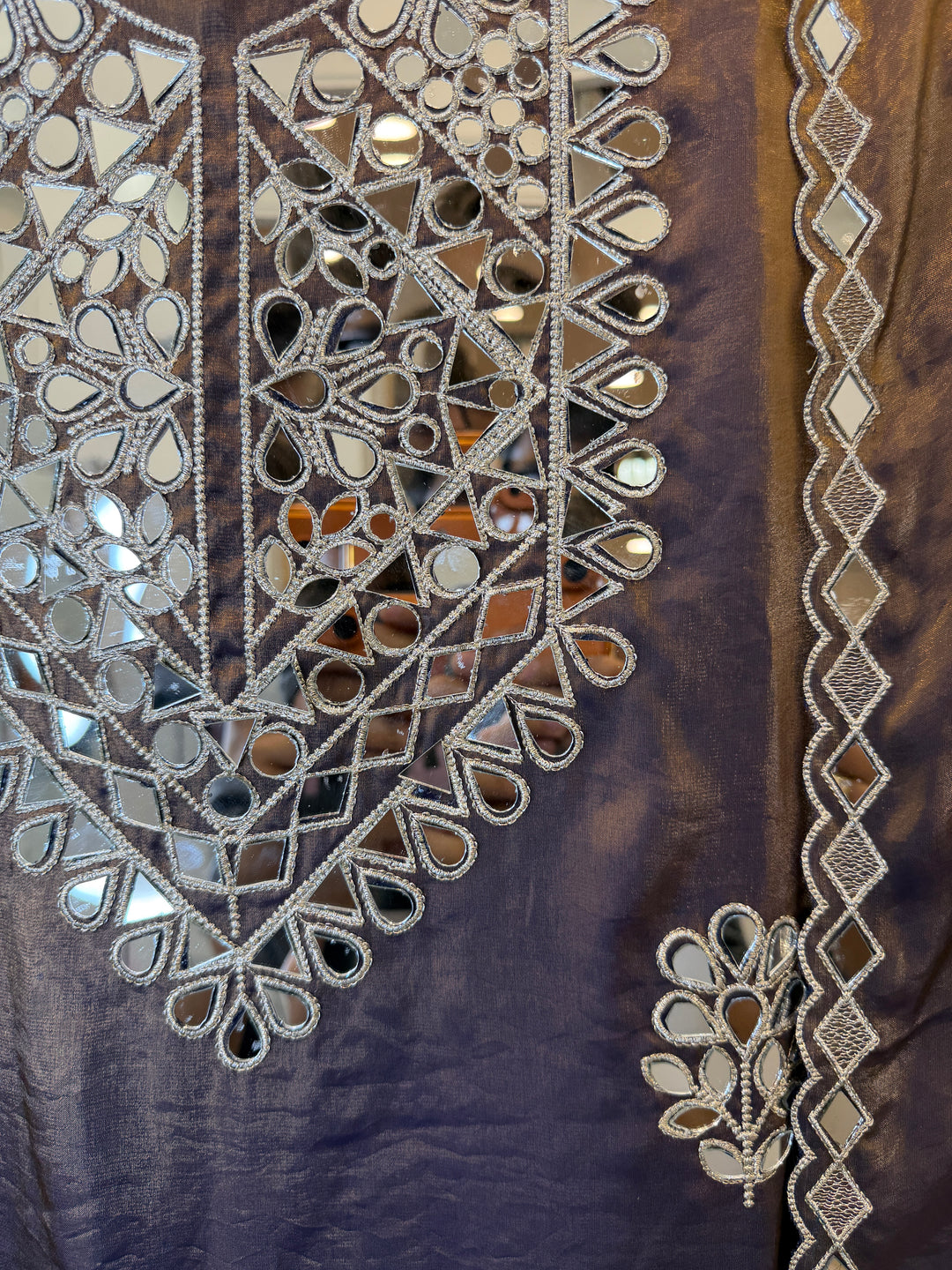 Ishara – Glass Organza Mirror Work Suit
