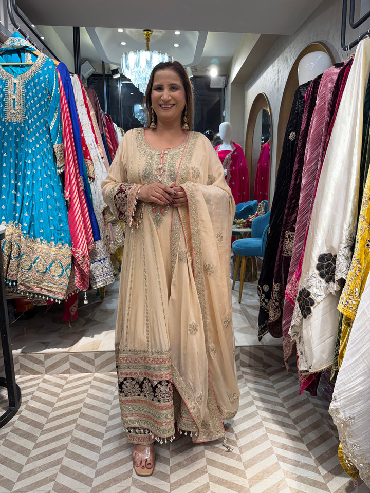 Zariya – Cream Chinon Zari Anarkali Set