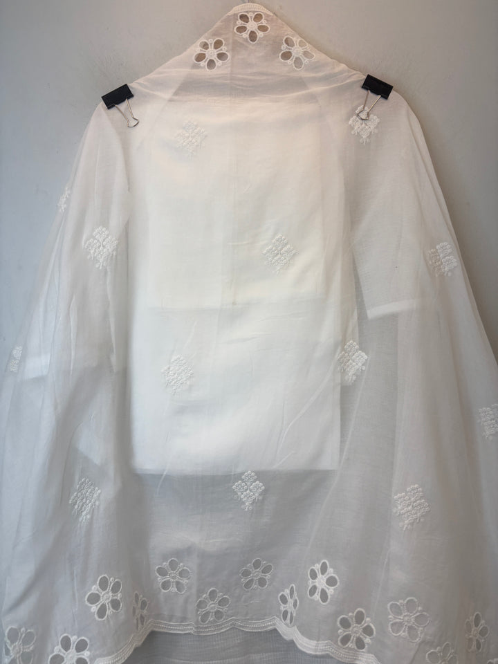 White Kota Cotton Suit Set with Embroidered Floral Detailing