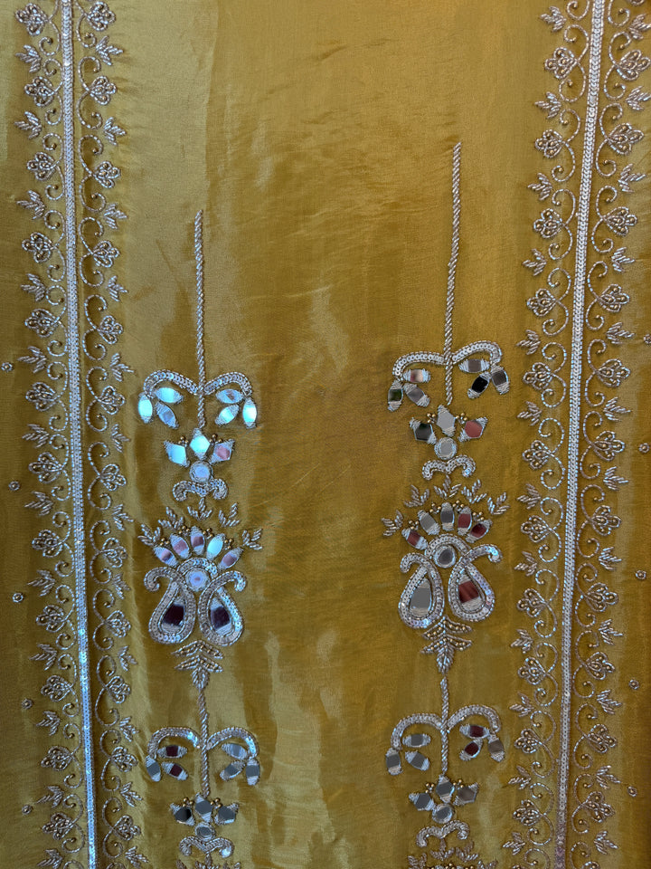 Zahira – Tissue Handworked Suit
