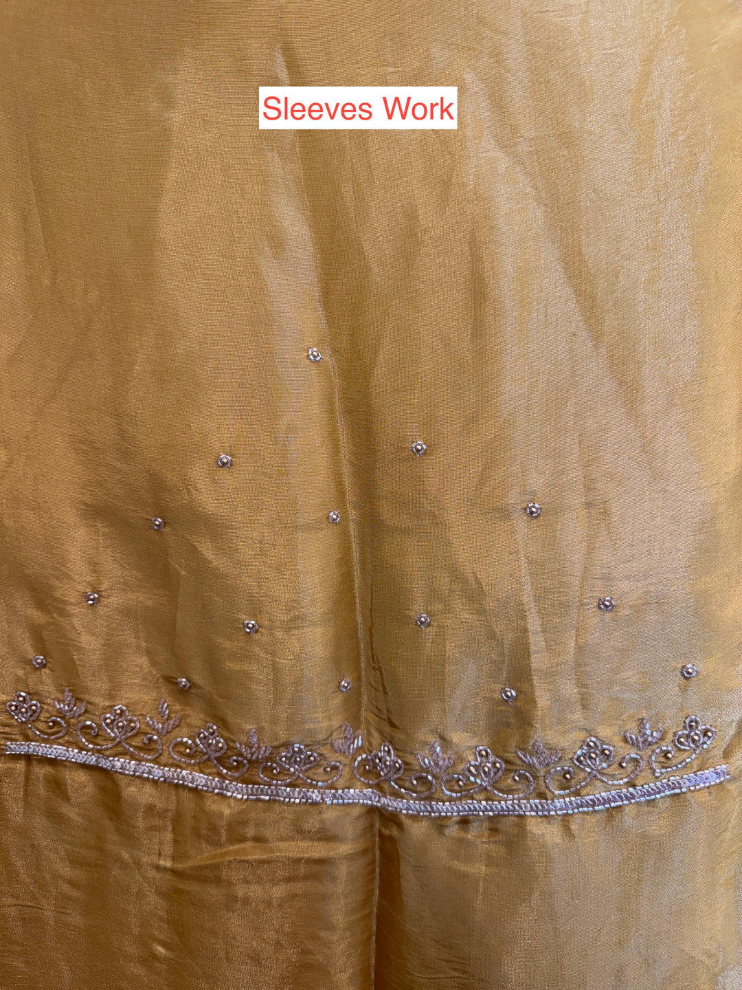 Zahira – Tissue Handworked Suit