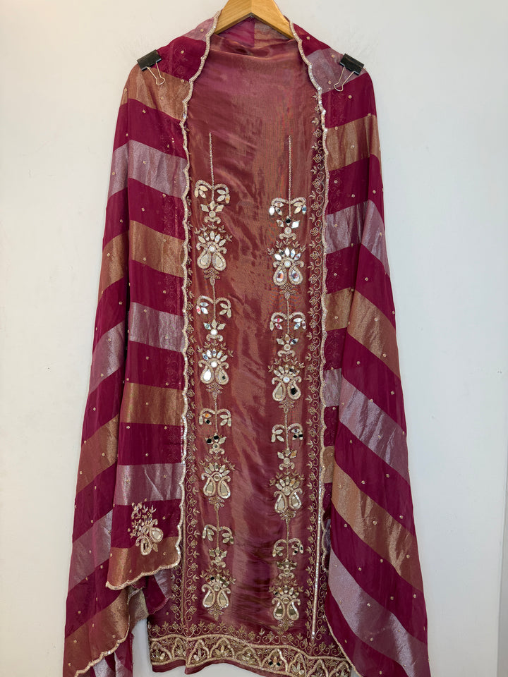 Zahira – Tissue Handworked Suit
