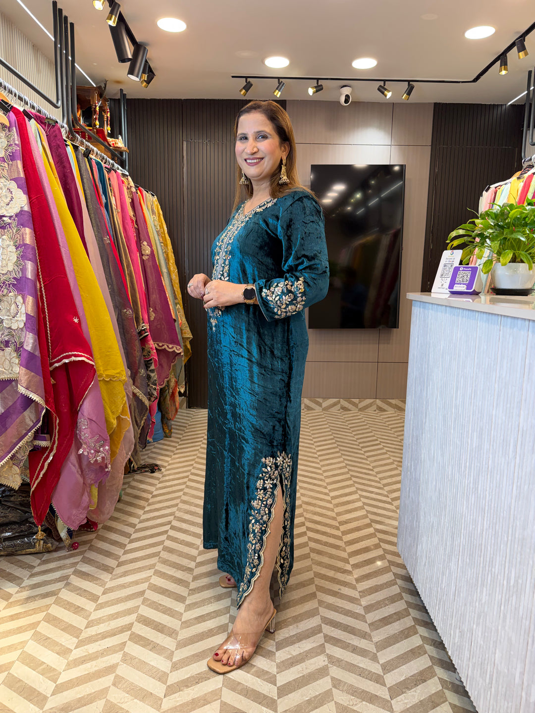 Selvyn – Velvet Mirror Work Dress