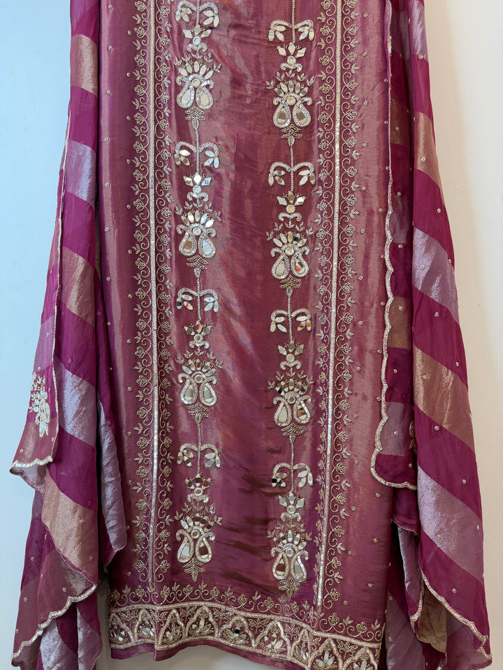 Zahira – Tissue Handworked Suit