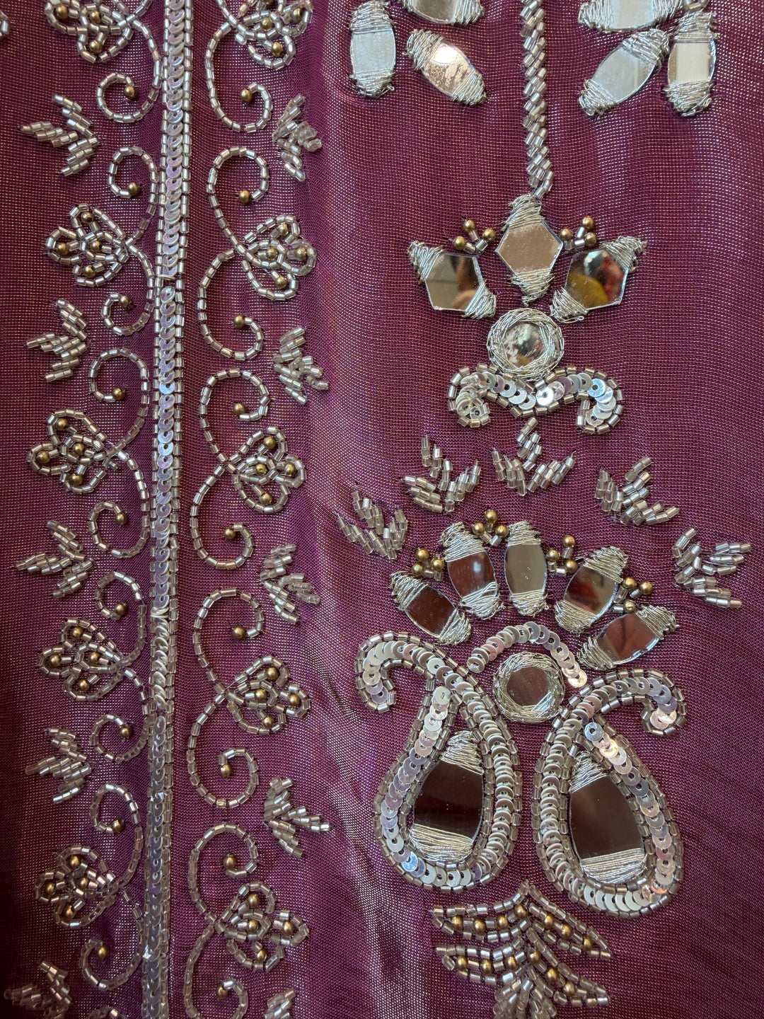 Zahira – Tissue Handworked Suit