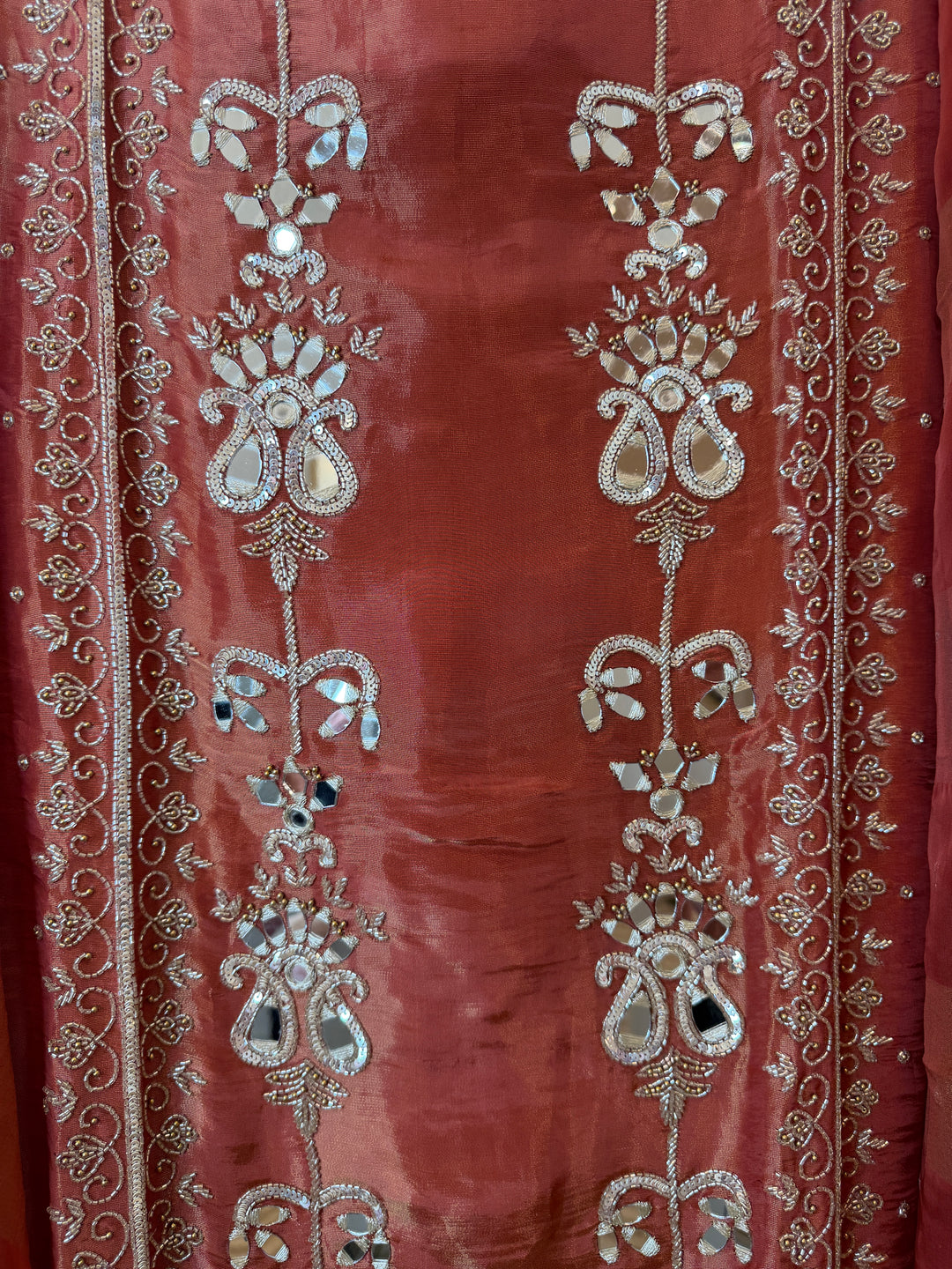 Zahira – Tissue Handworked Suit
