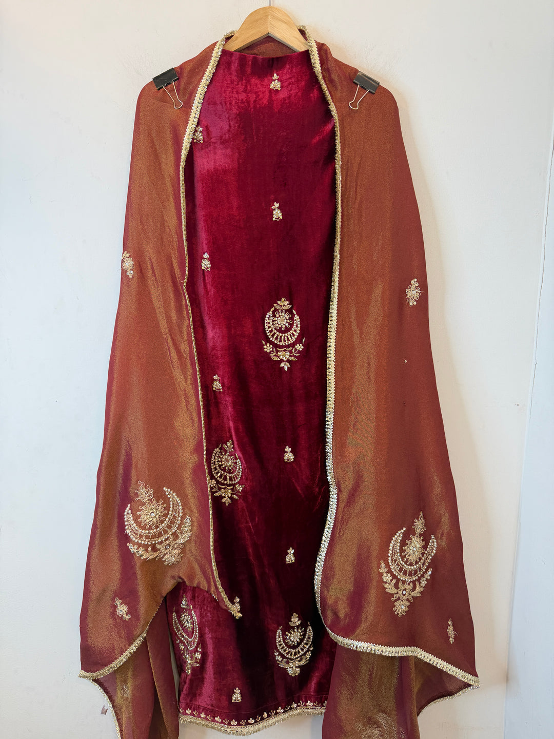 Mahveen – Velvet Pearl &amp; Dabka Suit