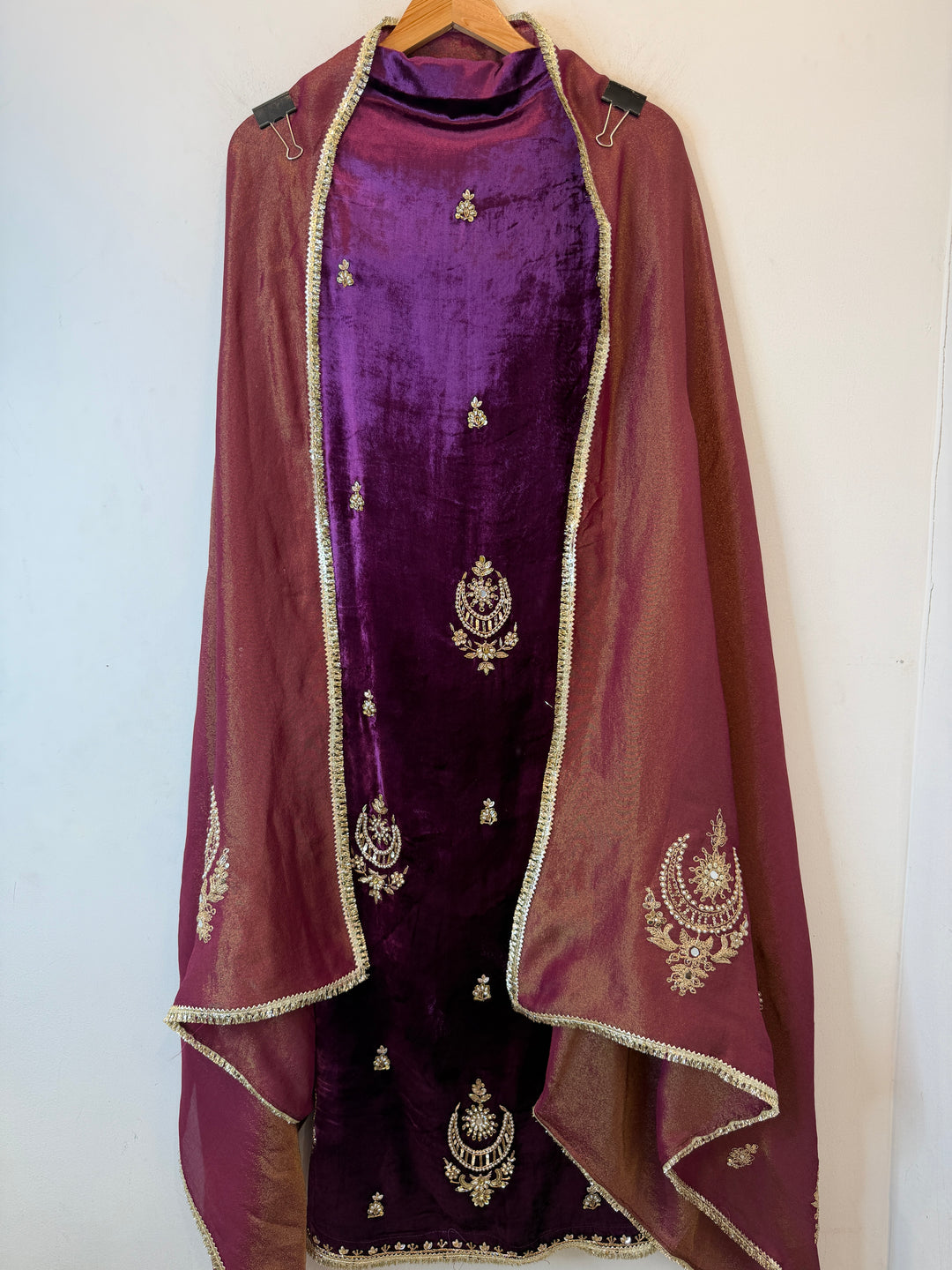 Mahveen – Velvet Pearl &amp; Dabka Suit