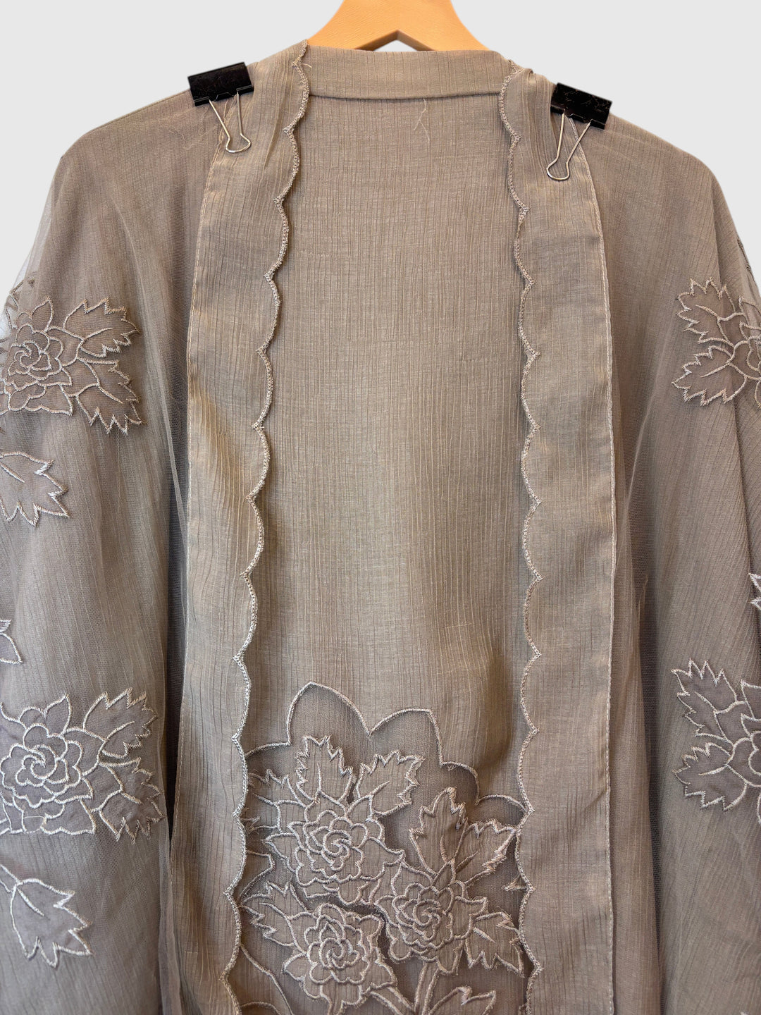 Brown Crush Mul Appliqué Suit Set with Cutwork Detailing