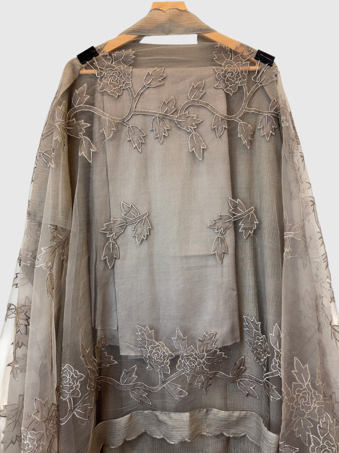 Brown Crush Mul Appliqué Suit Set with Cutwork Detailing