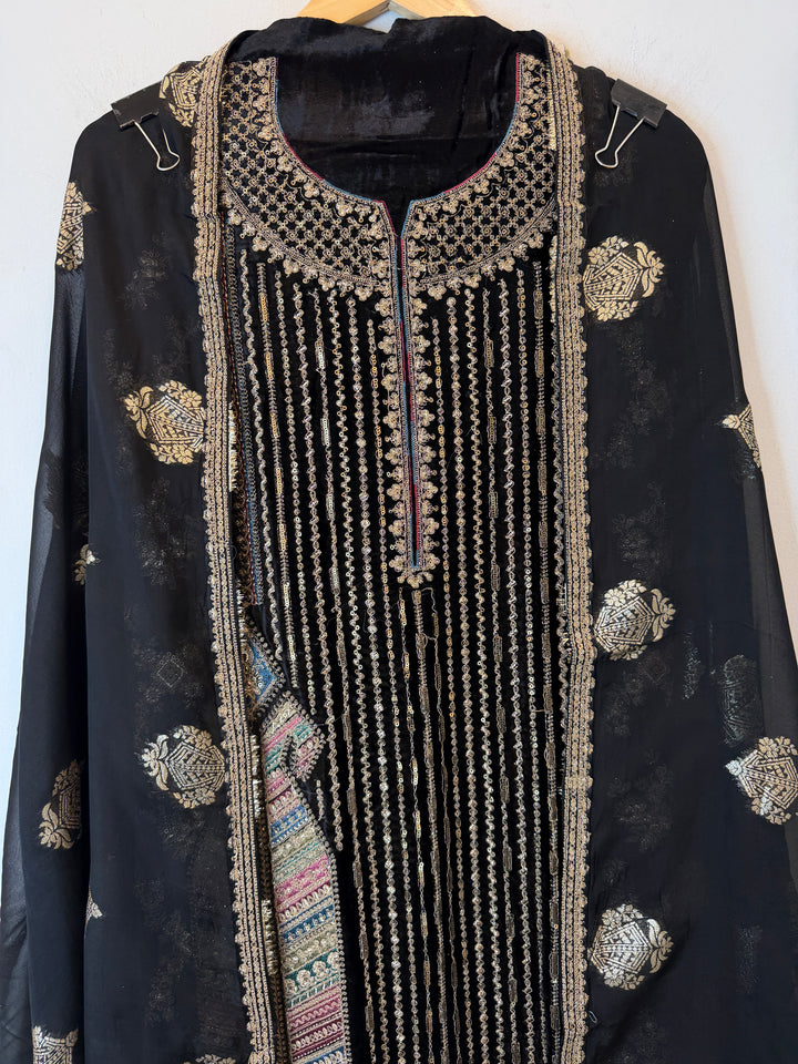 Aneza – Velvet &amp; Banarasi Organza Suit
