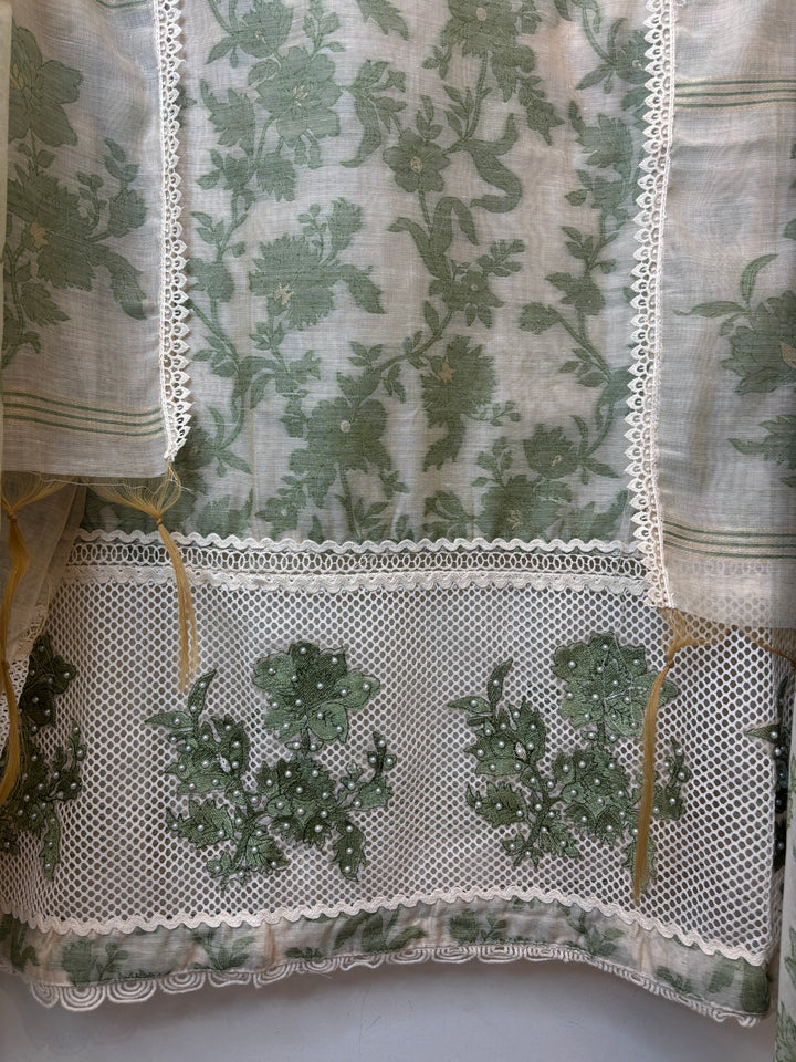 Green Jamdhani Woven Suit Set with Appliqué &amp; Lace Detailing