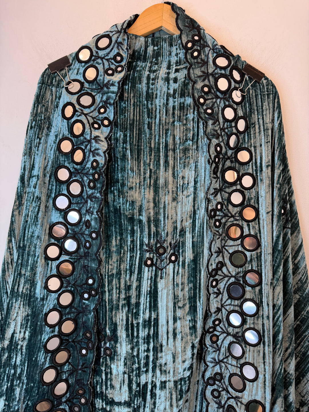 Elvaya – Crushed Velvet Foil Mirror Suit