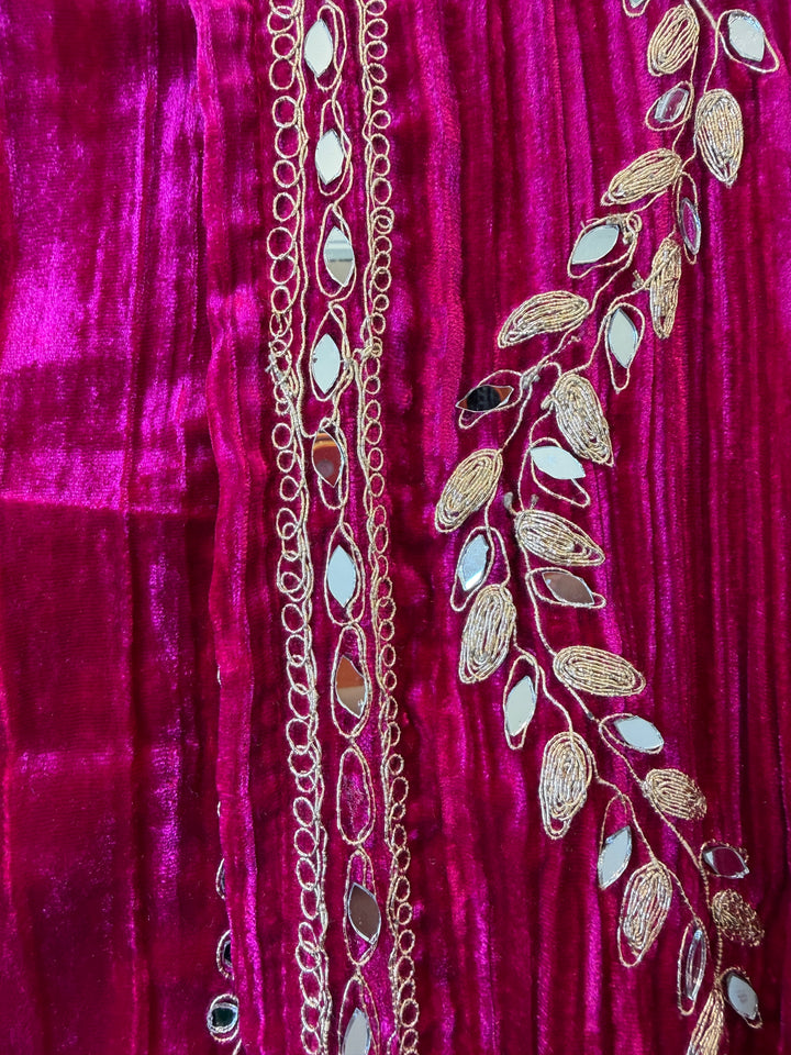 Maizah – Crushed Velvet Ambi Mirror Suit
