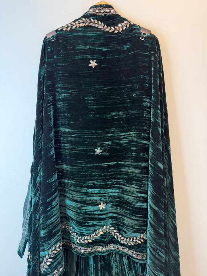 Maizah – Crushed Velvet Ambi Mirror Suit