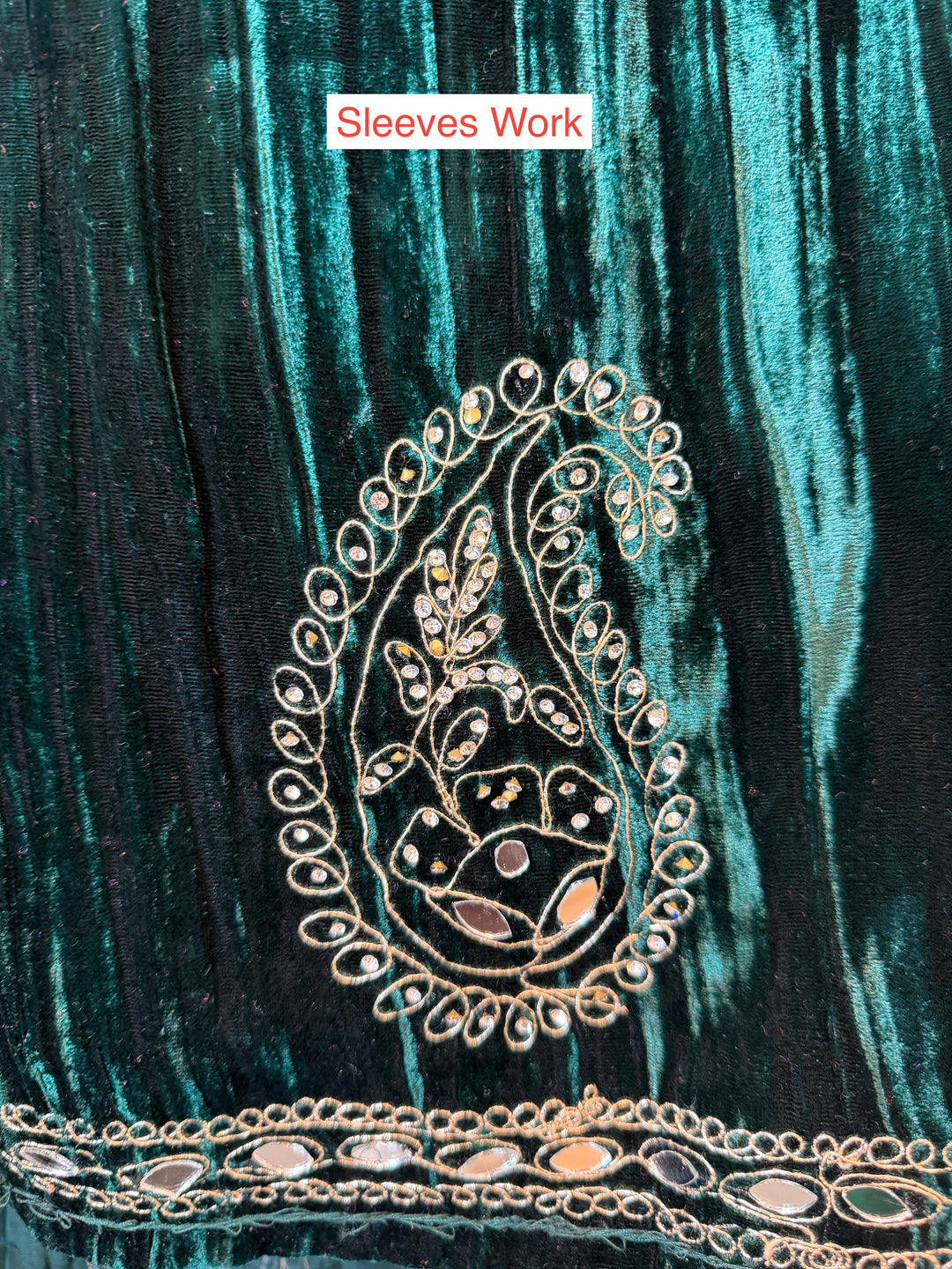 Maizah – Crushed Velvet Ambi Mirror Suit