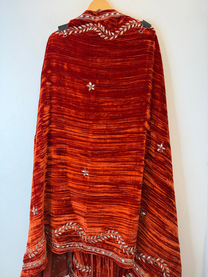 Maizah – Crushed Velvet Ambi Mirror Suit