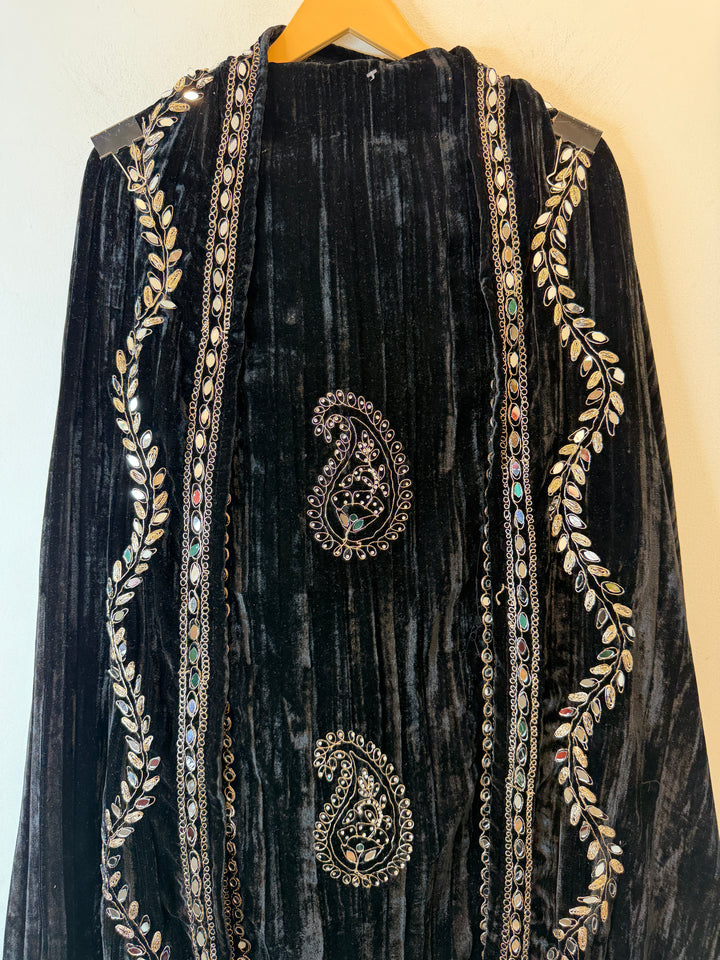Maizah – Crushed Velvet Ambi Mirror Suit