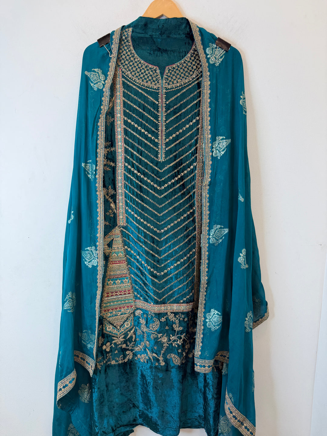 Aneza – Velvet &amp; Banarasi Organza Suit