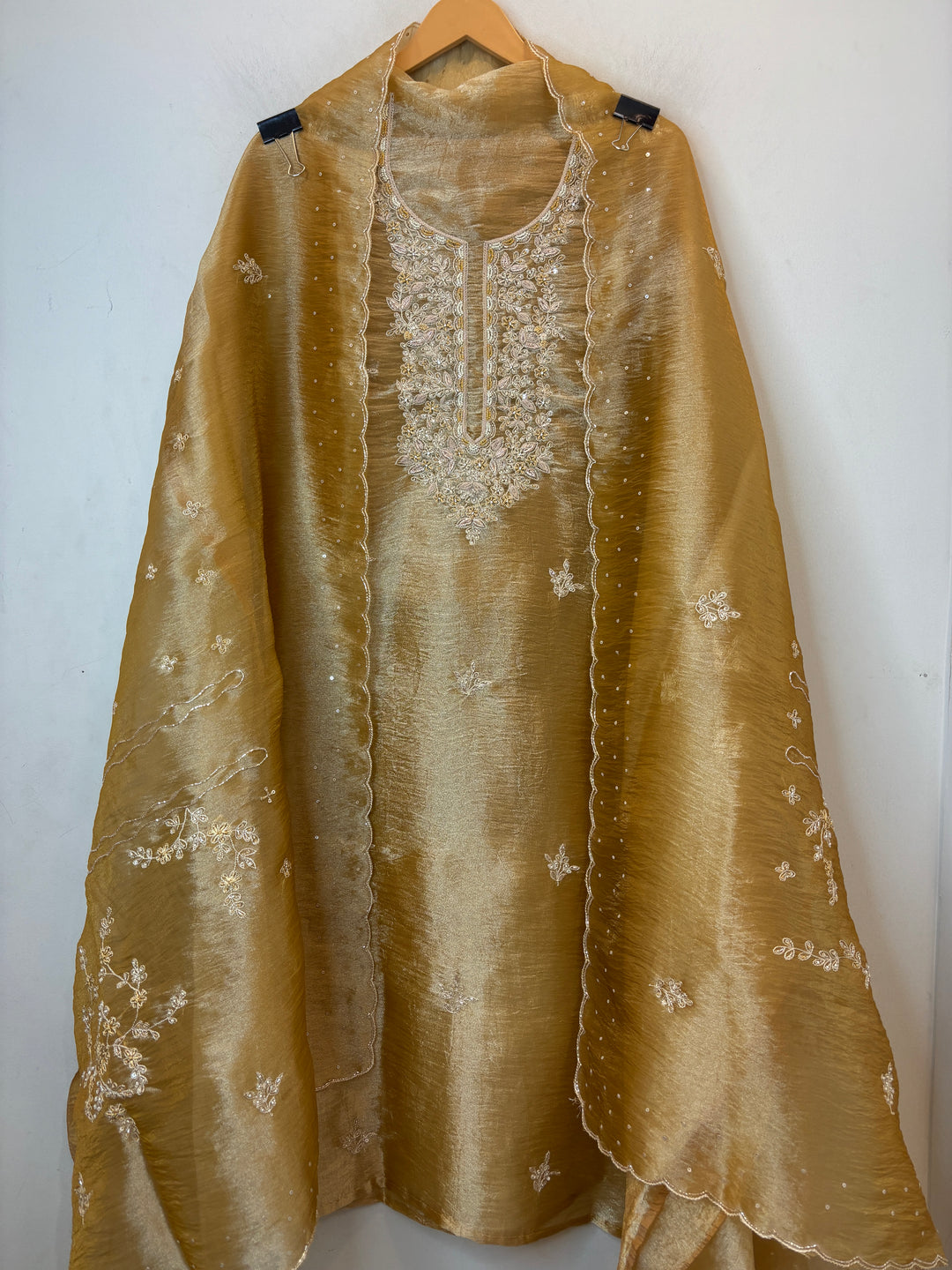 Yellow Crushed Tissue Suit Set with Aari Work &amp; Dabka Detailing