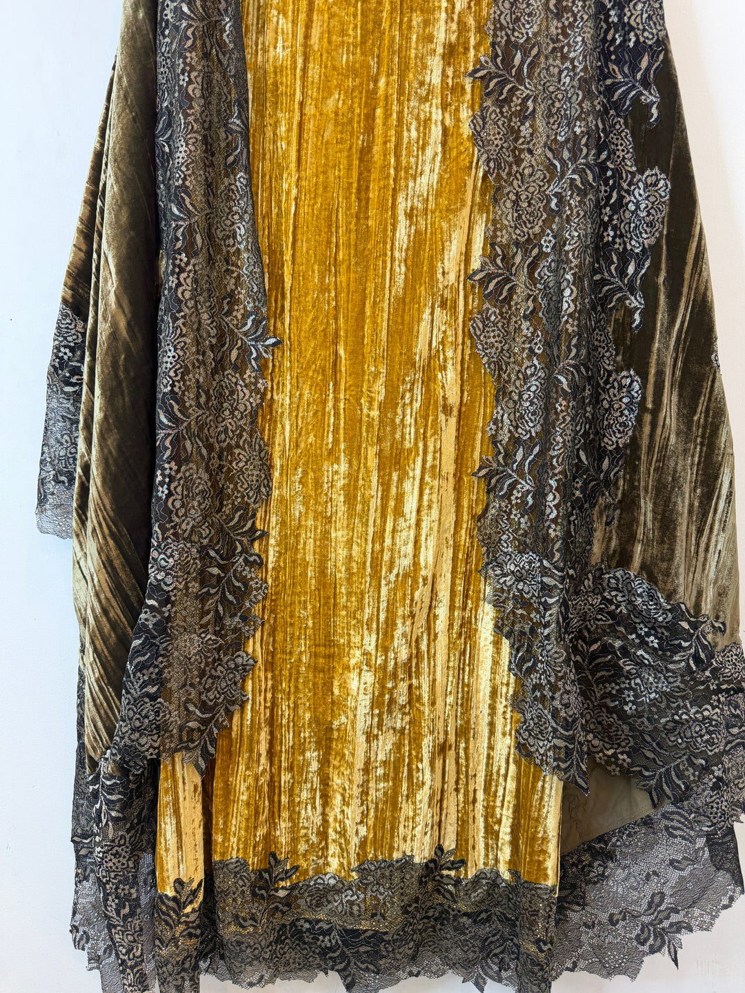 Eshara – Velvet &amp; Chantilly Lace Suit