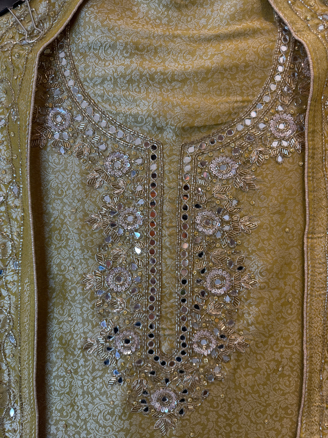 Zehana – Tissue Brocade Handwork Suit